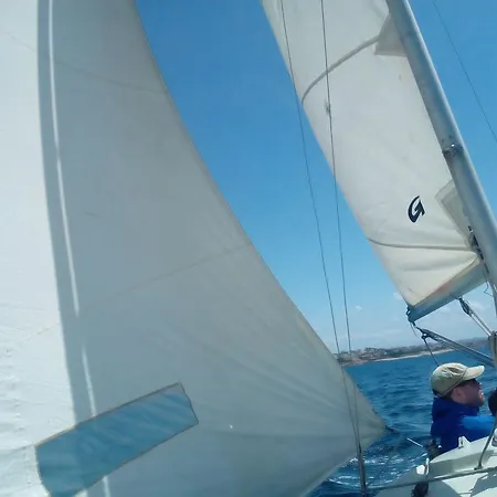 Vrs - Low Cost Beach Boat